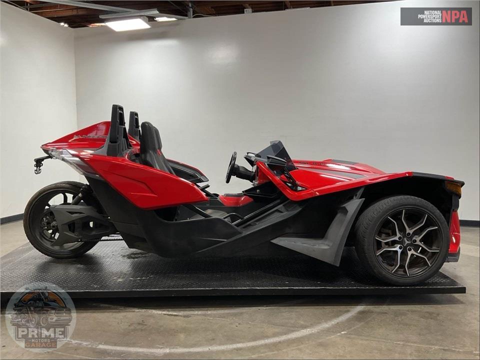 2020 Polaris SLINGSHOT SL — фото 1