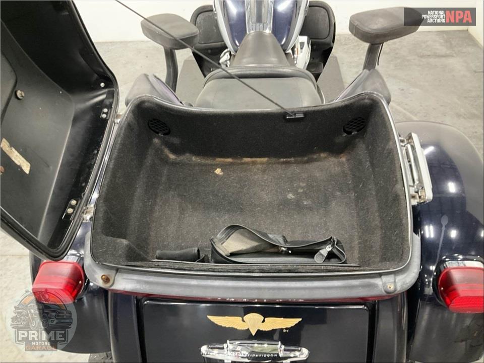2019 Harley-Davidson FLHTCUTG TRI GLIDE ULTRA — фото 22