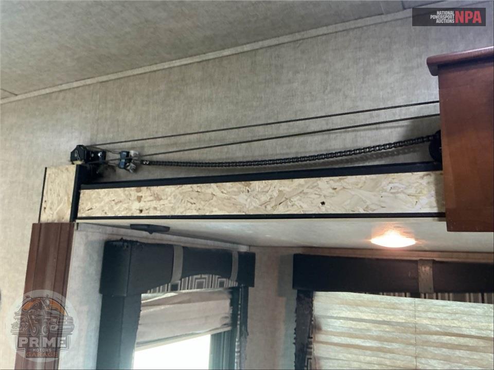 2015 Keystone Rv M-303 - IMPACT TOY HAULER SERIES — фото 25