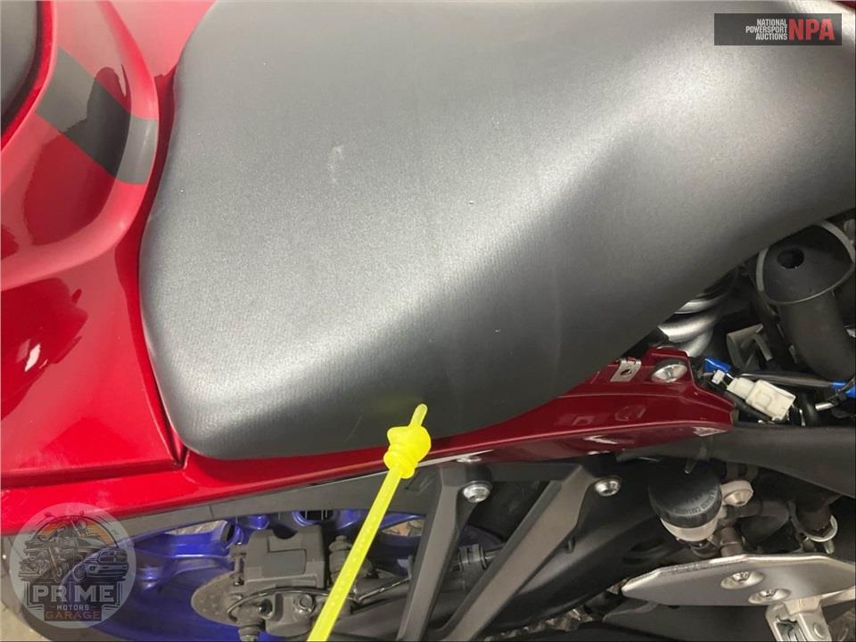 2024 Yamaha YZF-R3 — фото 24