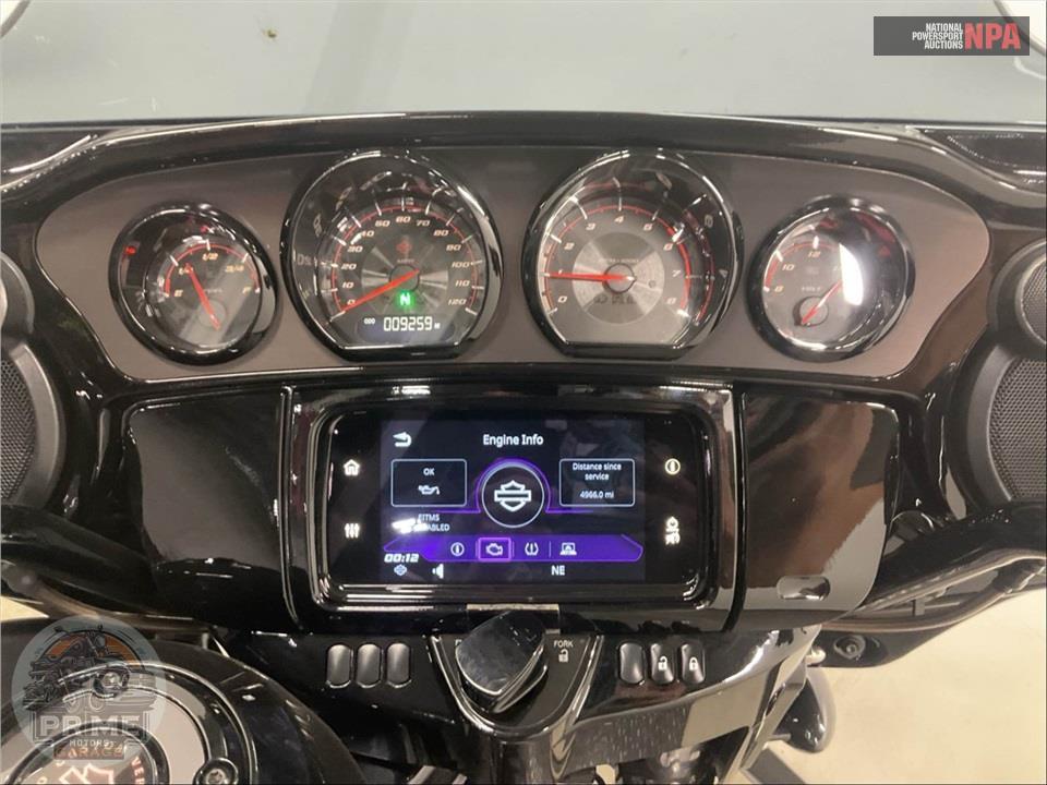 2020 Harley-Davidson FLHXSE CVO STREET GLIDE — фото 5