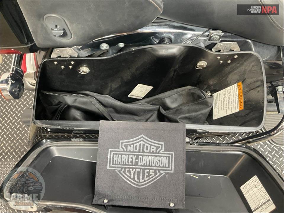 2013 Harley-Davidson FLHTK ELECTRA GLIDE UL LI — фото 25