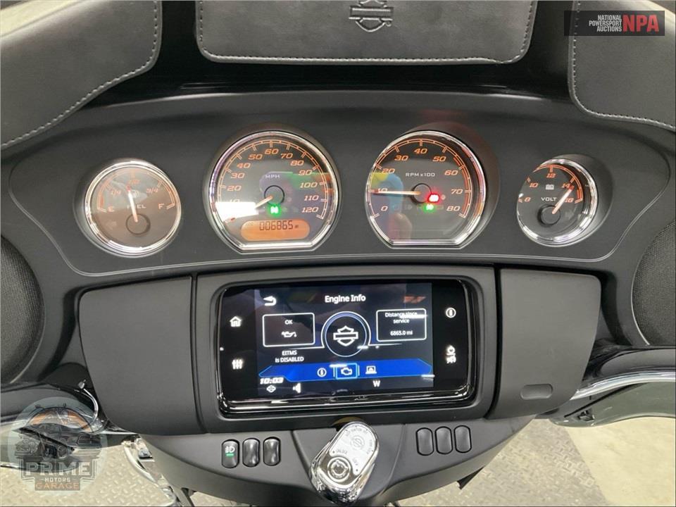 2023 Harley-Davidson FLHTCUTG TRI GLIDE ULTRA CLASSIC — фото 5