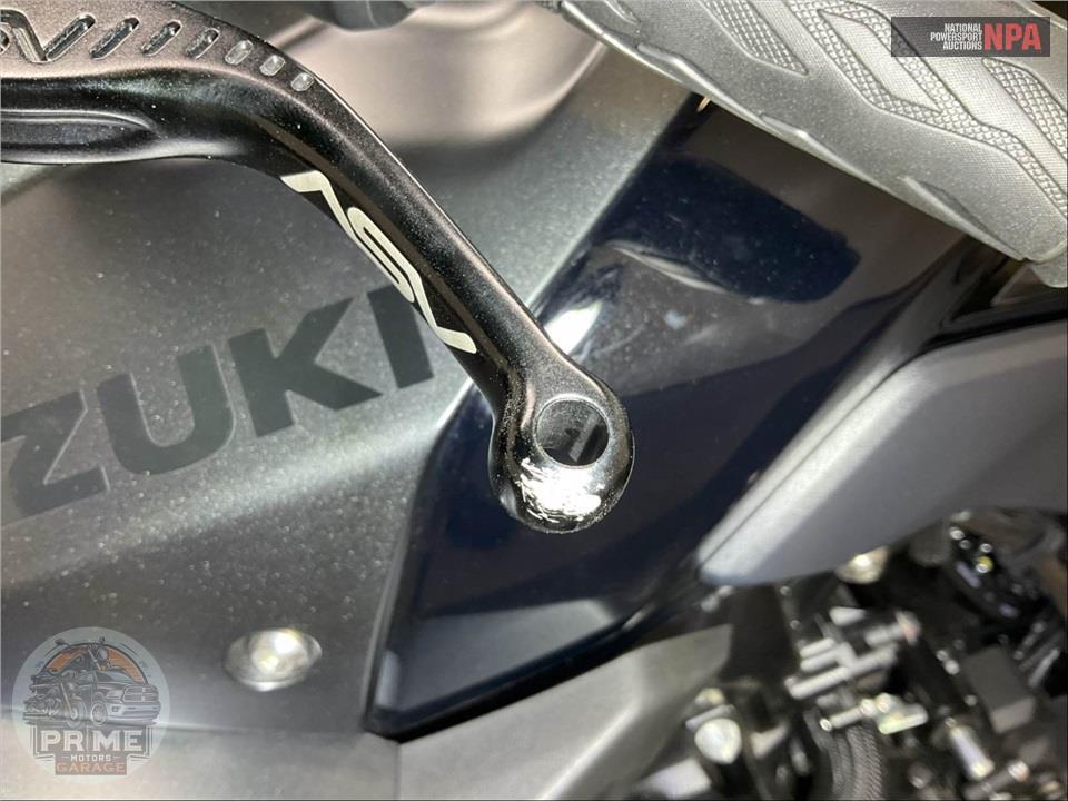 2025 Suzuki GSX800FRQM5 GSX-8R — фото 22