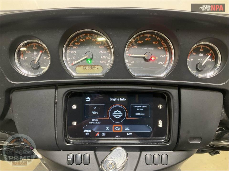 2024 Harley-Davidson FLHTCUTG TRI GLIDE ULTRA CLASSIC — фото 5