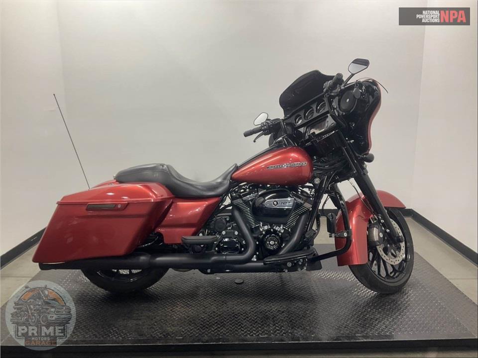 2018 Harley-Davidson FLHXS STREET GLIDE SPECIAL — фото 1