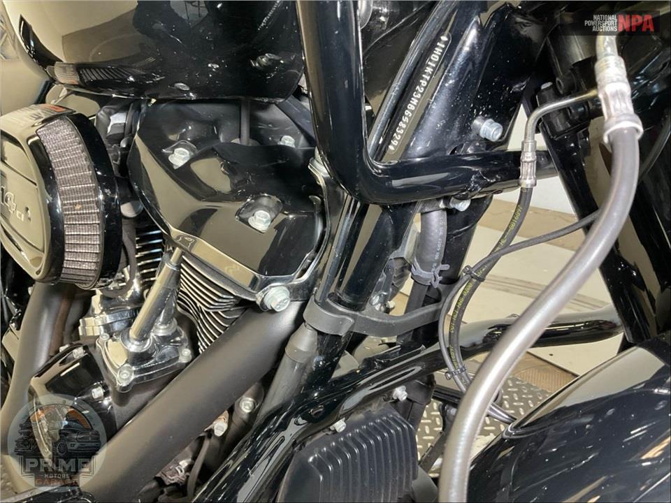 2021 Harley-Davidson FLTRXS ROAD GLIDE SPECIAL — фото 12