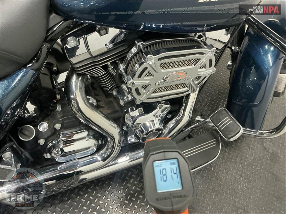 2016 Harley-Davidson FLHXS STREET GLIDE SPECIAL — фото 8
