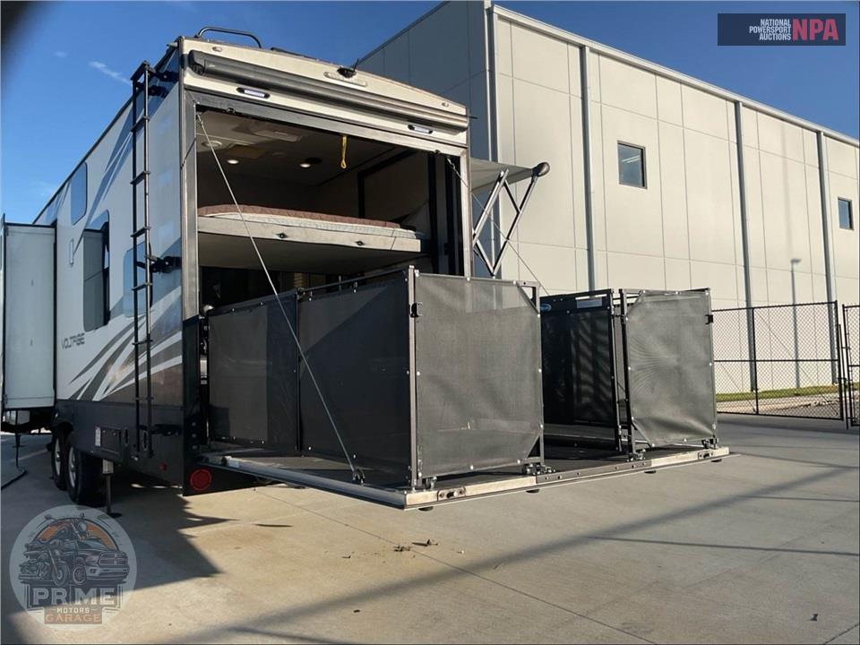 2019 Voltage M-3655 - TOY HAULER TOY HAULER SERIES — фото 25
