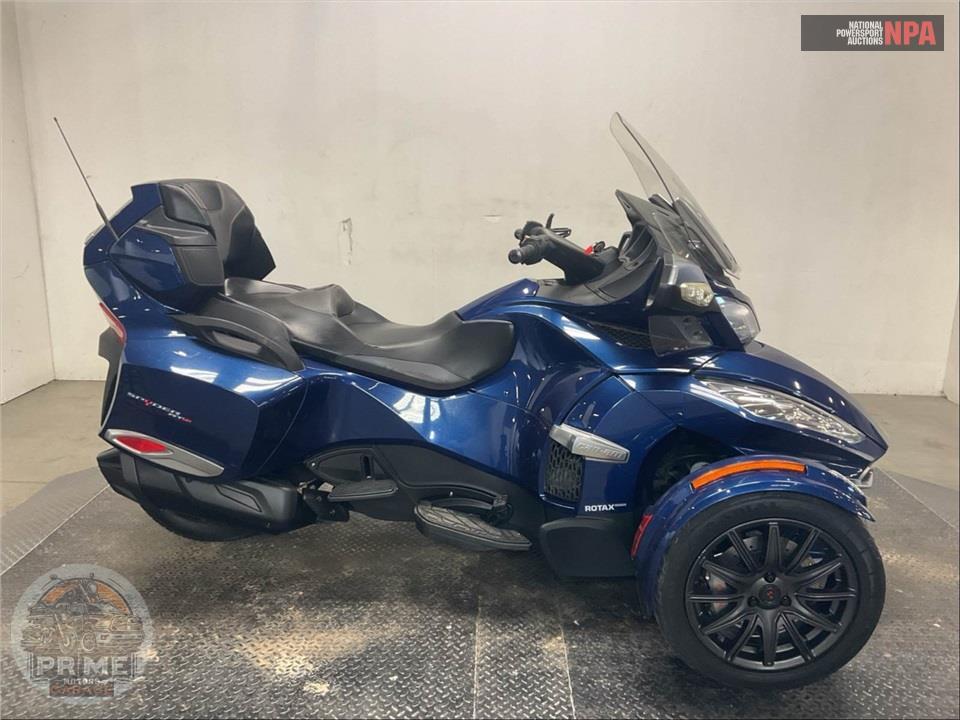 2016 Can-Am SPYDER RT-S SE6 — фото 1