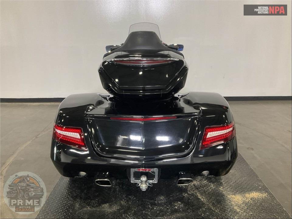 2019 Honda GL1800D GOLDWING TOUR DCT (BLACK) — фото 4