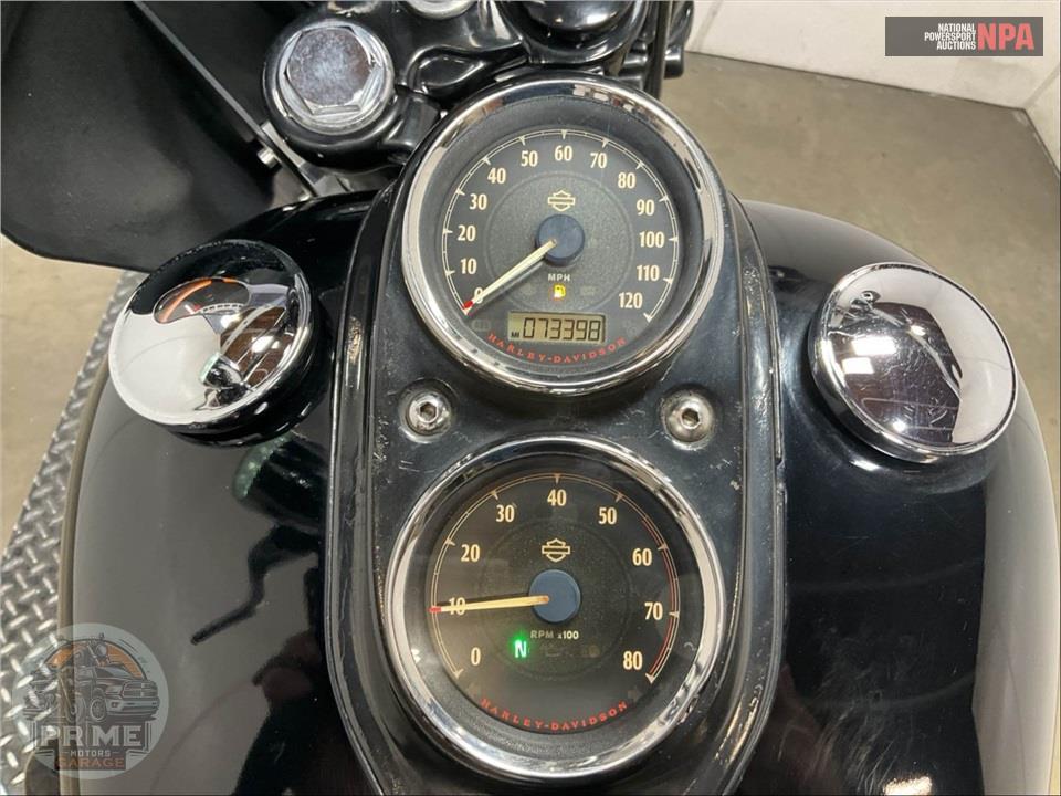 2016 Harley-Davidson FXDL DYNA LOW RIDER — фото 5