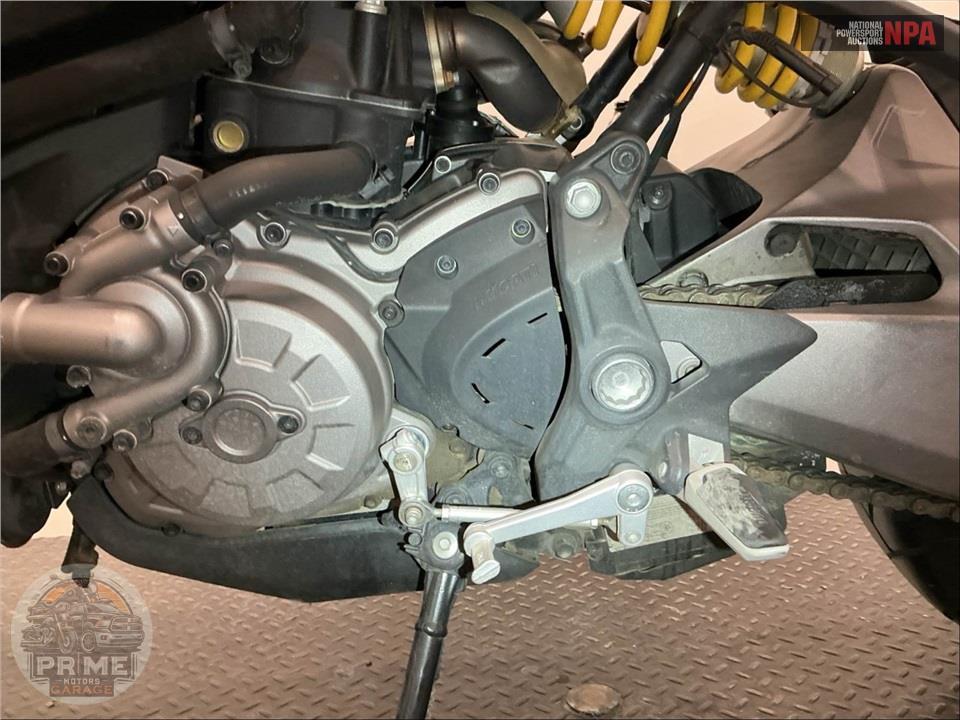 2018 Ducati MONSTER 821 (YELLOW) — фото 11