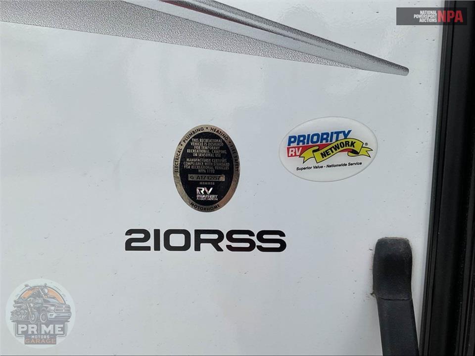 2026 Coachmen By Forest River M-210 RSS FORD E350 - LEPRECHAUN SS SERIES — фото 6