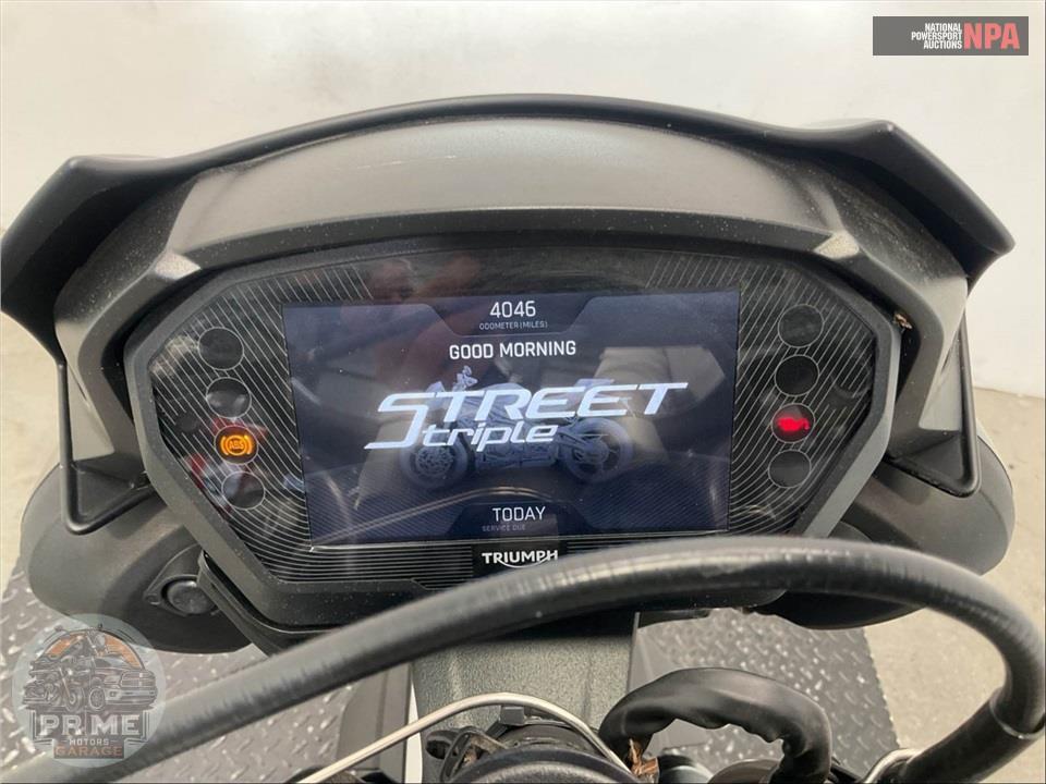 2022 Triumph STREET TRIPLE 765 RS (SILVER) — фото 5