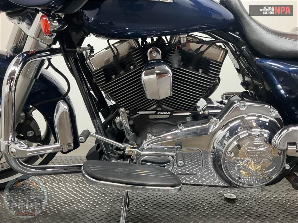 2012 Harley-Davidson FLHX STREET GLIDE — фото 7