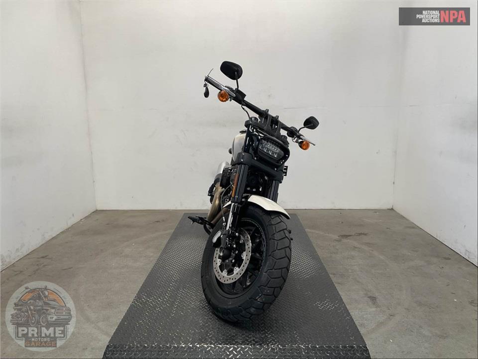 2022 Harley-Davidson FXFBS FAT BOB 114 — фото 2
