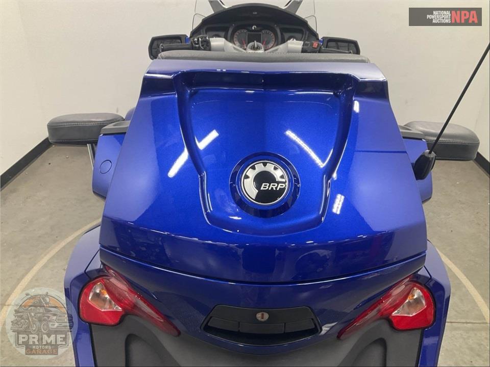 2012 Can-Am SPYDER RT-S SE5 — фото 20