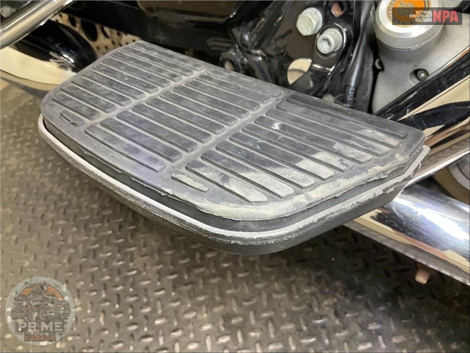 2001 Harley-Davidson FLHT ELECTRA GLIDE — фото 40