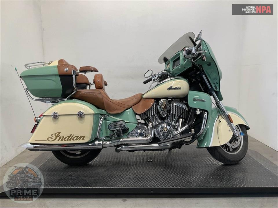 2017 Indian Motorcycle ROADMASTER (TWO-TONE) — фото 1