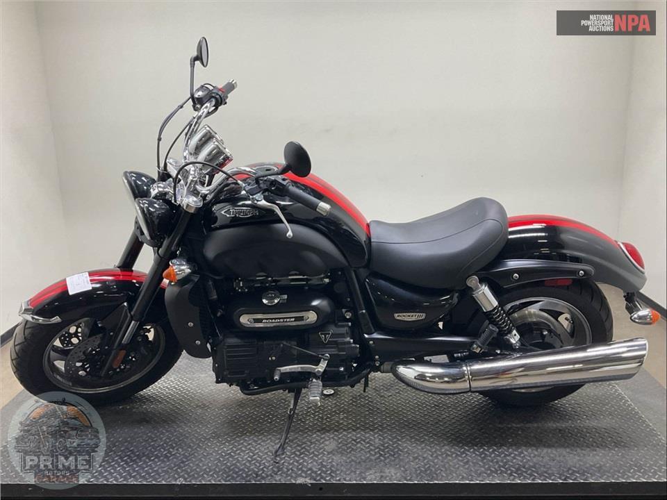 2018 Triumph ROCKET III ROADSTER — фото 3