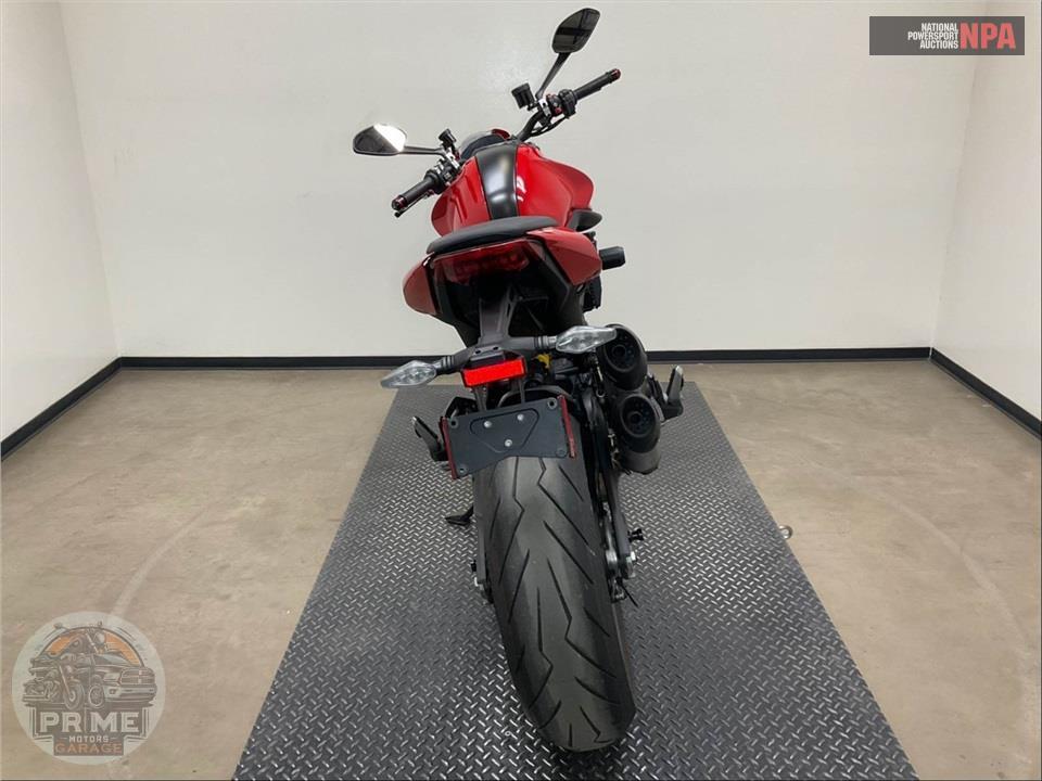 2023 Ducati MONSTER 937 PLUS — фото 4