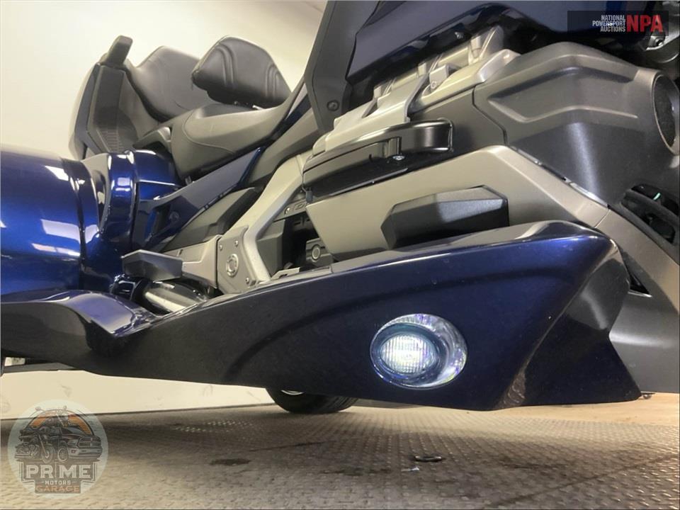 2018 Honda GL1800D GOLDWING TOUR DCT (BLUE) — фото 21