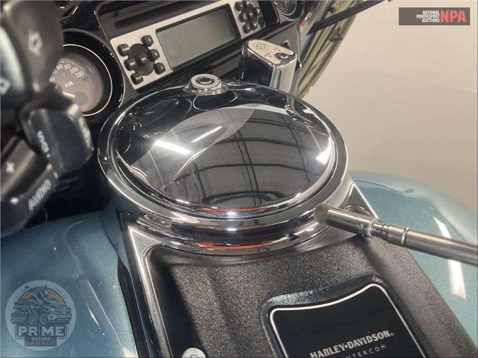 2007 Harley-Davidson FLHTCU ULTRA CLASSIC ELECTRA GLIDE — фото 19