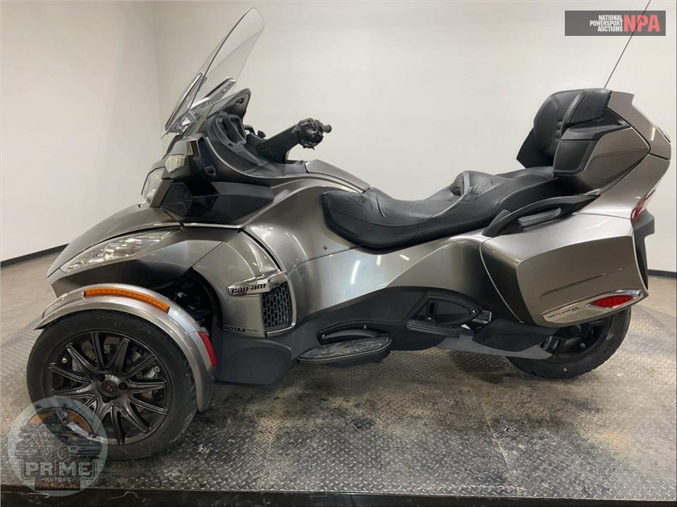 2013 Can-Am SPYDER RT-S SE5 — фото 3
