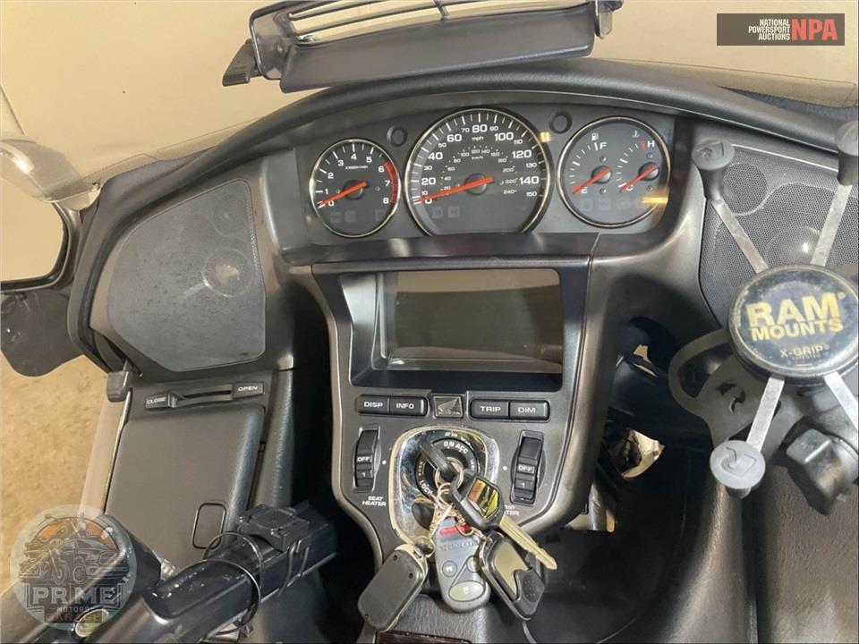 2010 Honda GL1800HPNAMA GLDWNG ABS** — фото 32