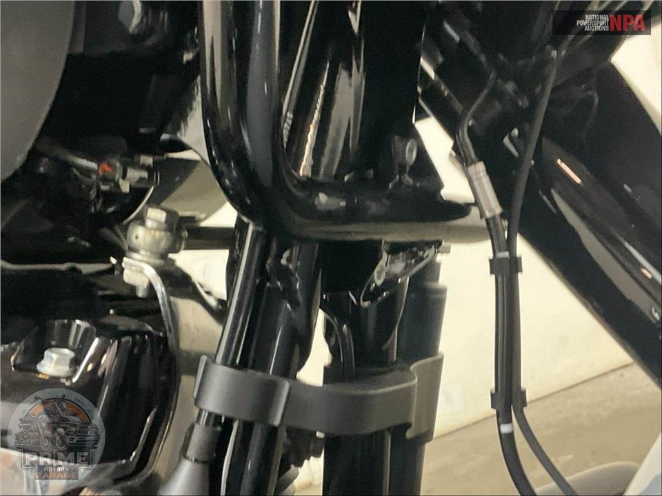2025 Harley-Davidson FLTRX ROAD GLIDE — фото 11