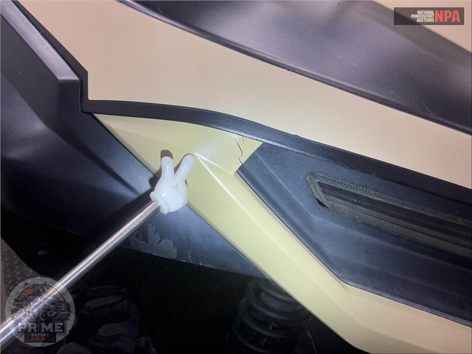 2023 Yamaha WOLVERINE RMAX2 1000 XT-R — фото 27