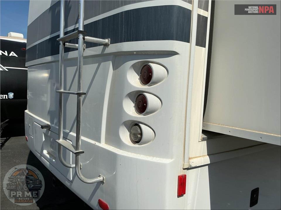 2006 Four Winds M-34N WORKHORSE 20.7 (**) - HURRICANE SERIES — фото 58