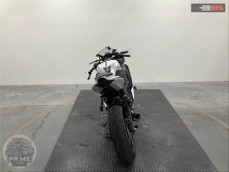 2025 Kawasaki ZX400SSFAL NINJA ZX-4RR (ABS) — фото 4