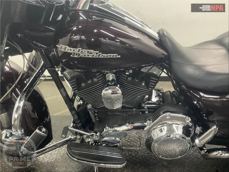 2014 Harley-Davidson FLHXS STREET GLIDE — фото 7
