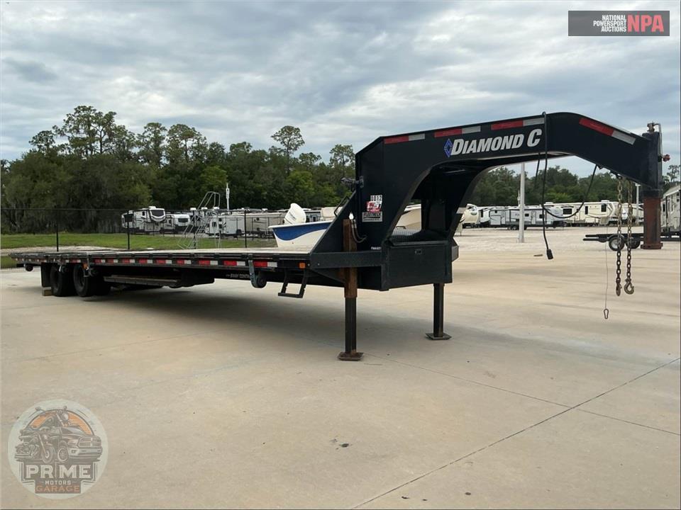 2022 Diamond C Trailers FMAX212 — фото 1
