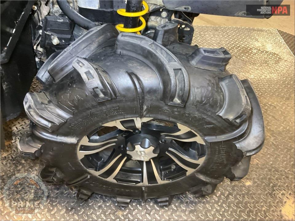 2015 Can-Am OUTLANDER 800R X MR — фото 24
