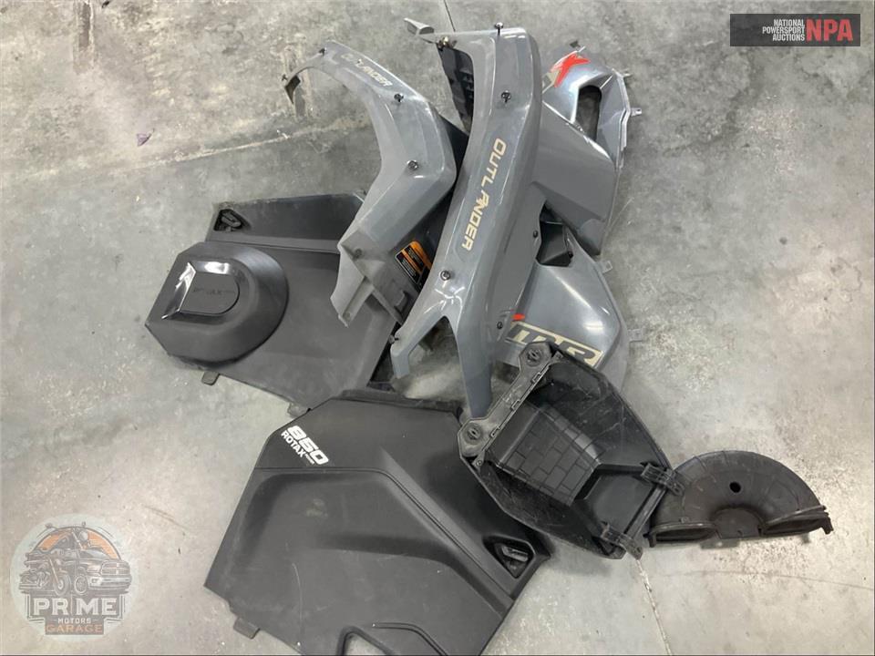 2026 Can-Am OUTLANDER X MR 850 — фото 16