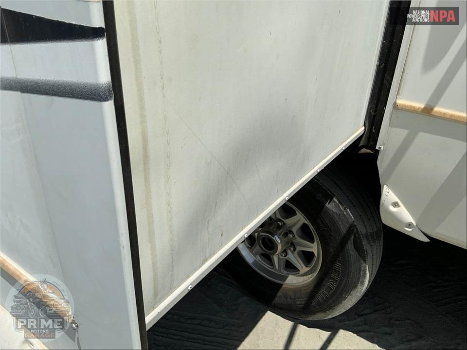 2011 Keystone Rv M-3400 RL - MONTANA HICKORY FIFTH WHEEL SERIES — фото 30