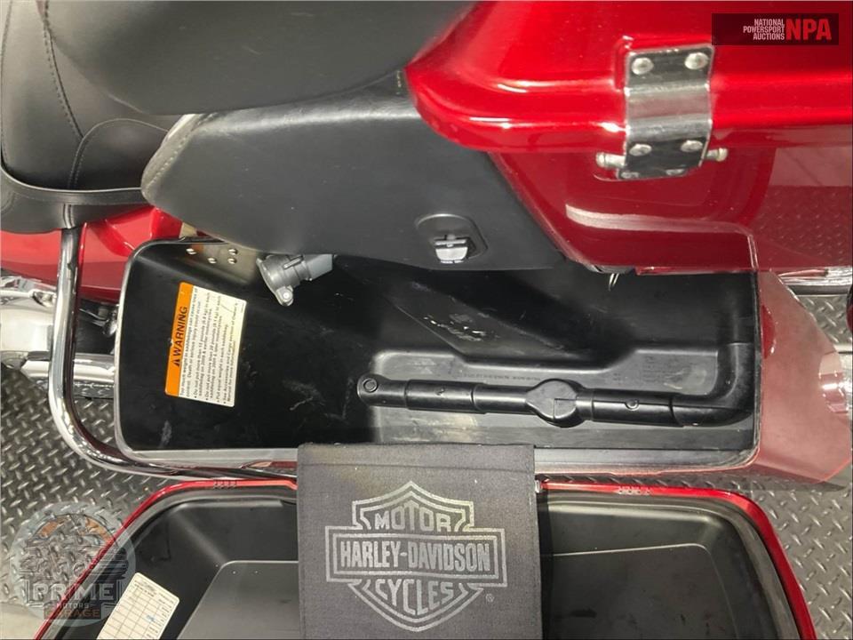 2013 Harley-Davidson FLHTK ELECTRA GLIDE UL LI — фото 23