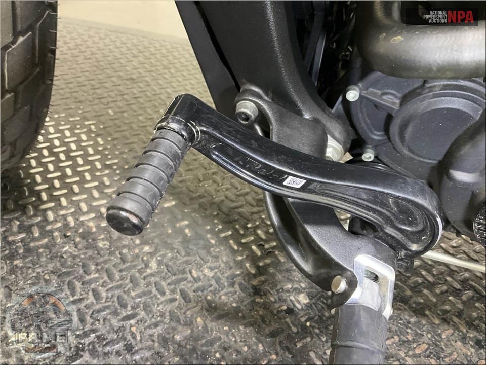 2021 Indian Motorcycle SCOUT BOBBER — фото 22