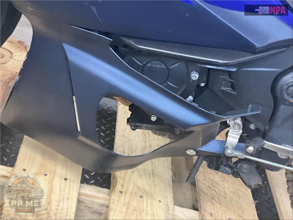 2024 Yamaha YZF-R3 — фото 40