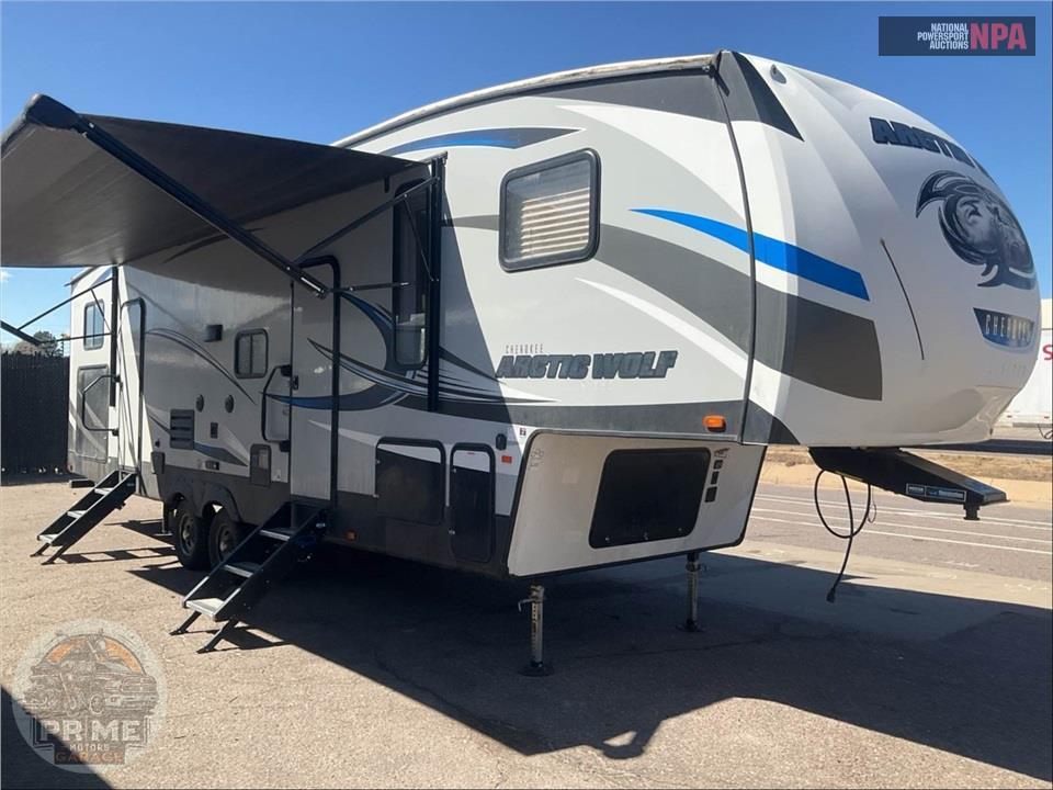 2018 Cherokee By Forest River M-315TBH8 ARCTIC WOLF FIFTH WHEEL SERIES — фото 1