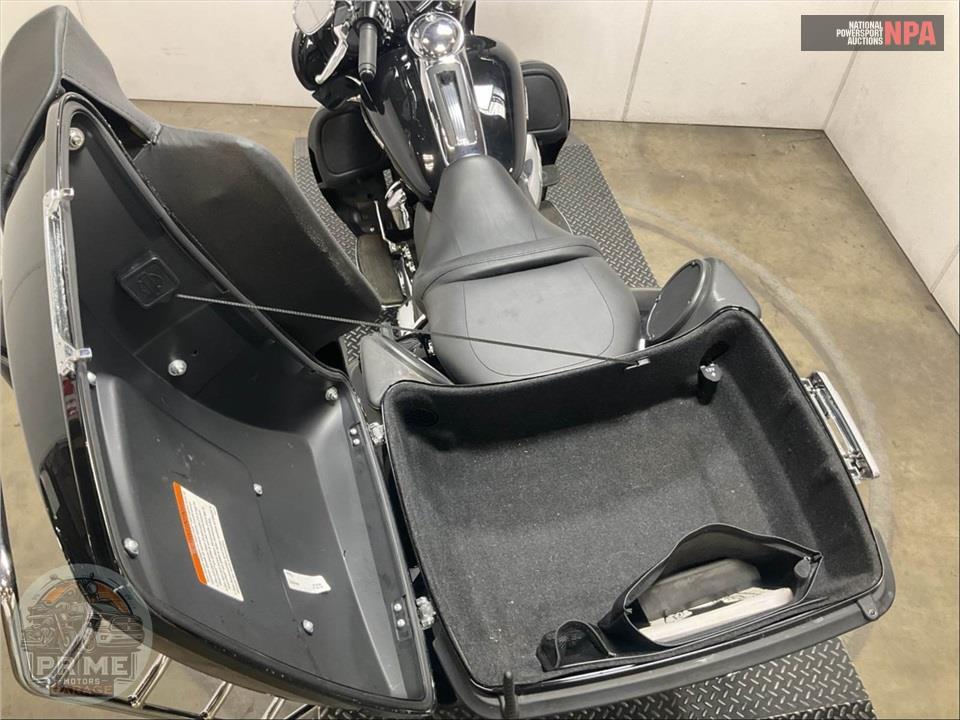 2022 Harley-Davidson FLHTK ULTRA LIMITED — фото 27