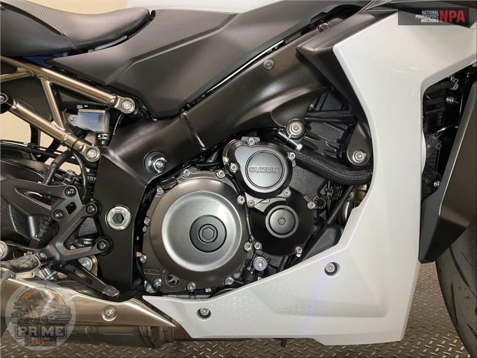 2026 Suzuki GSX-S1000GT+ — фото 6