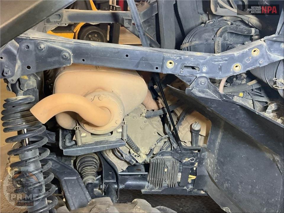 2025 Can-Am COMMANDER MAX XT 1000R — фото 8