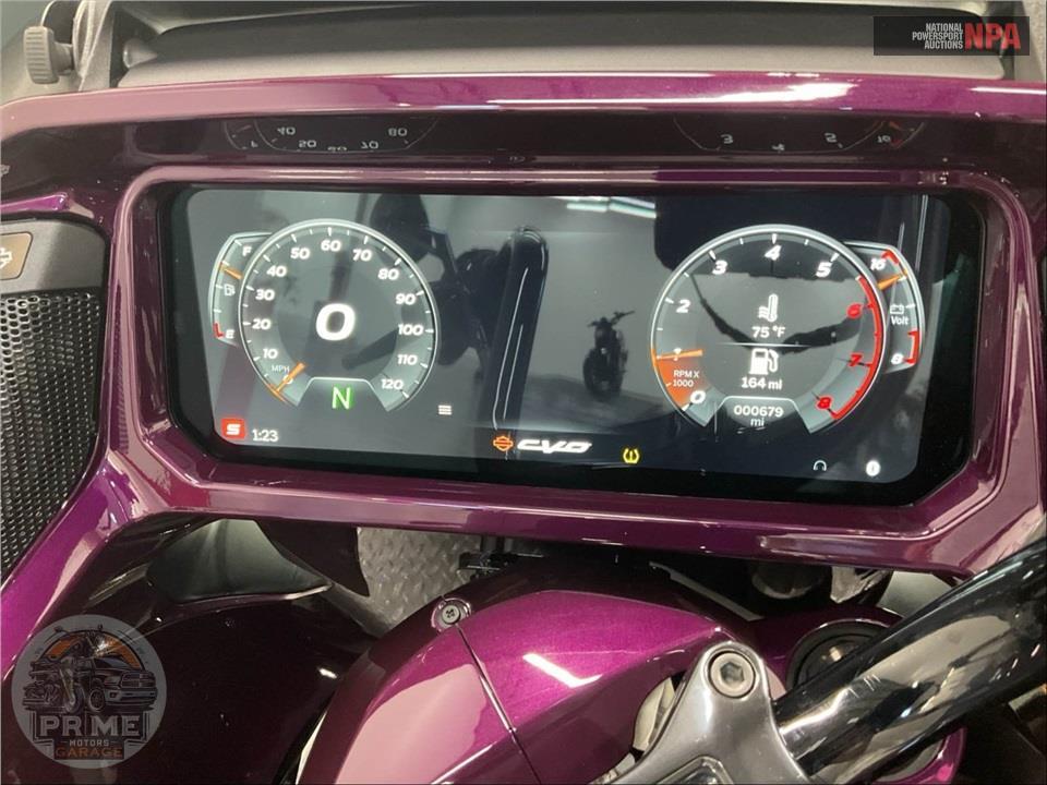2025 Harley-Davidson FLTRXSE CVO ROAD GLIDE — фото 5