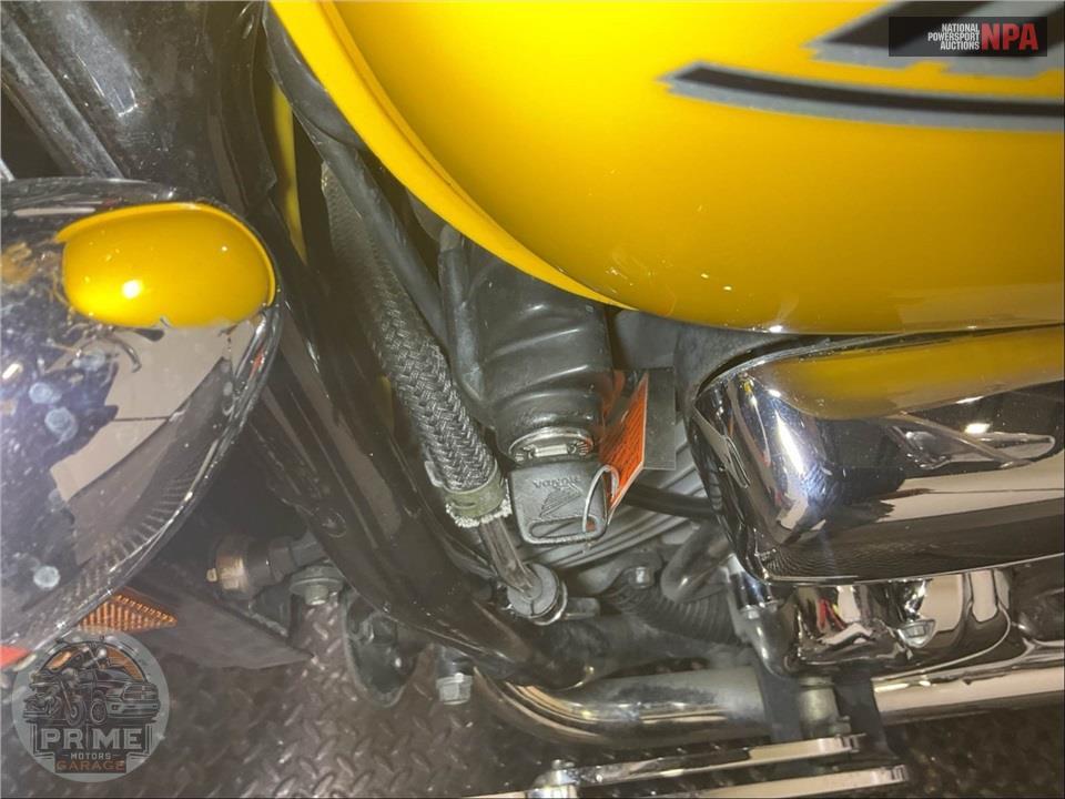 1996 Honda VF750CDT MAGNA — фото 11