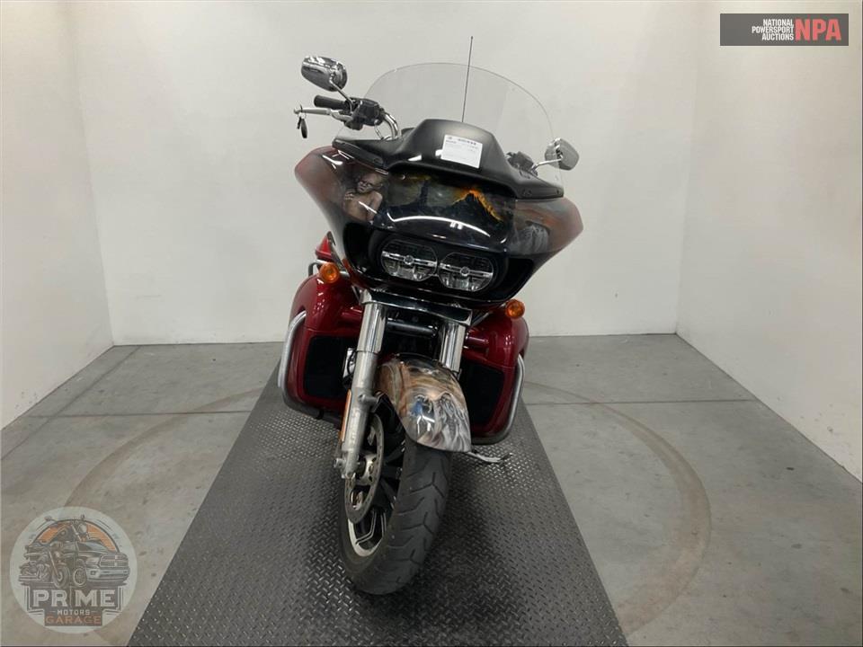 2019 Harley-Davidson FLTRU ROAD GLIDE ULTRA — фото 2