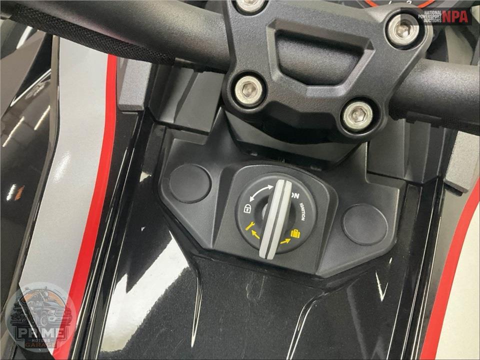 2018 Can-Am SPYDER F3-S SE6 — фото 9